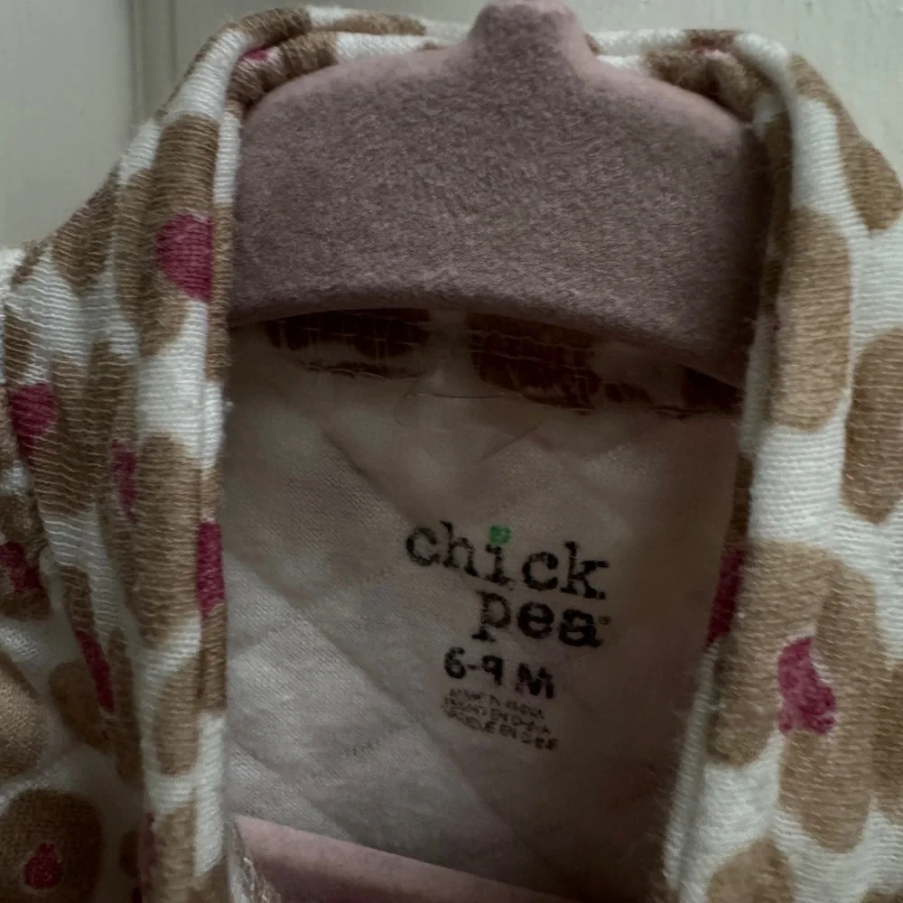 chick pea good worn